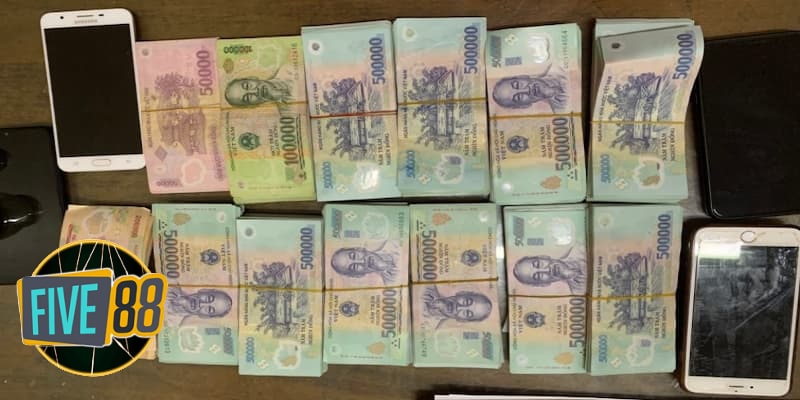 Câu chuyện thiên tài cá độ online trở thành tỷ phú đất Cảng